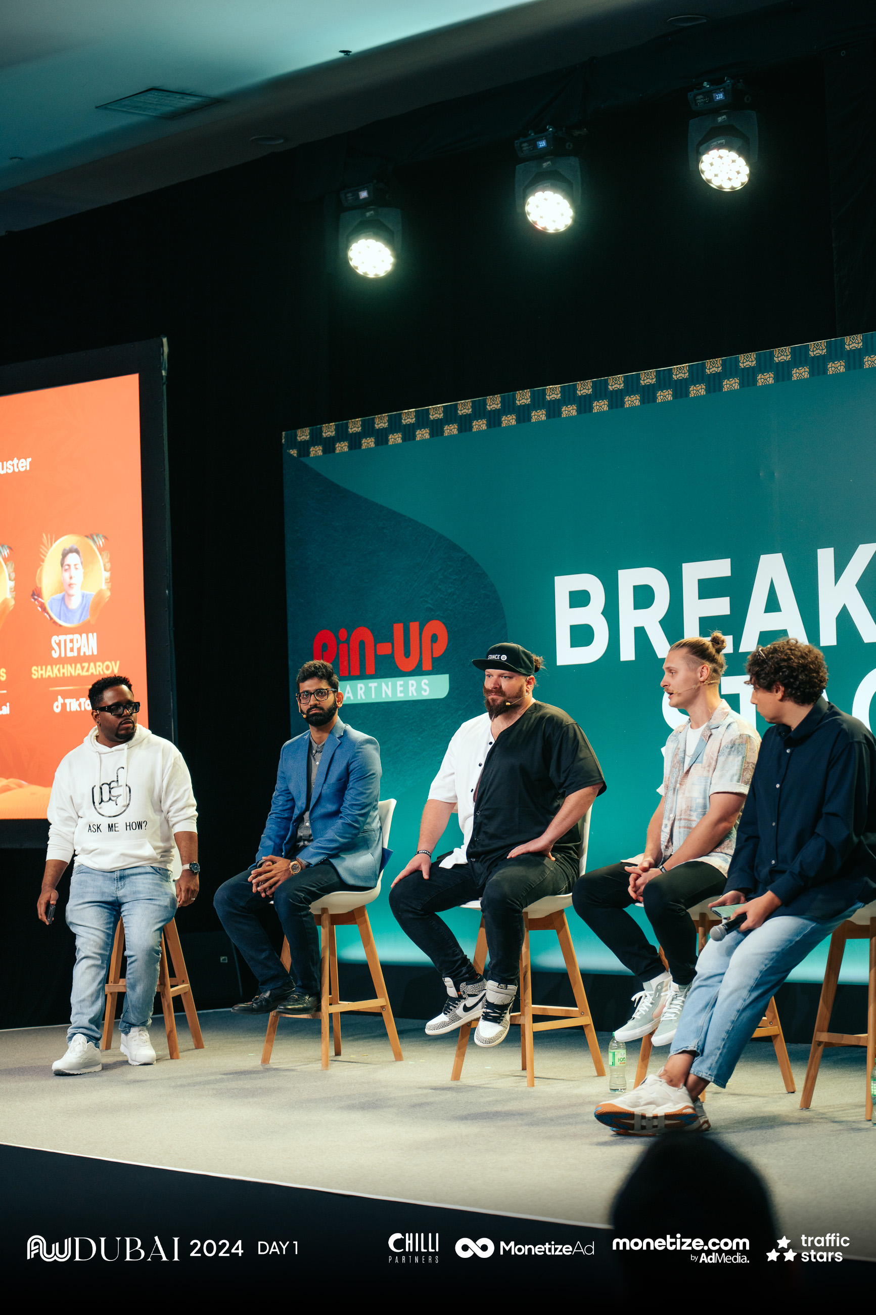 Affiliate World Dubai 2024 breakout stage – wide view